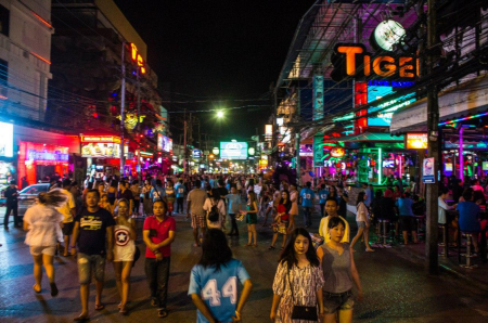 Таиланд. Пхукет. Бангла роуд (Bangla road), Thanon Bangla