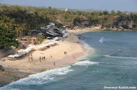 Пляж Баланган (Balangan Beach) на Бали