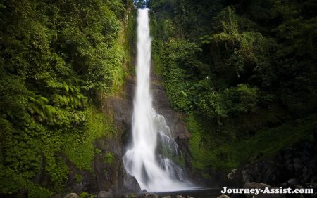 Водопад Гит-Гит (GitGit Waterfall)