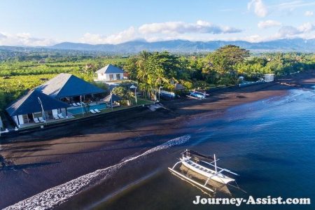 Пляж Ловина (Lovina beach) на Бали